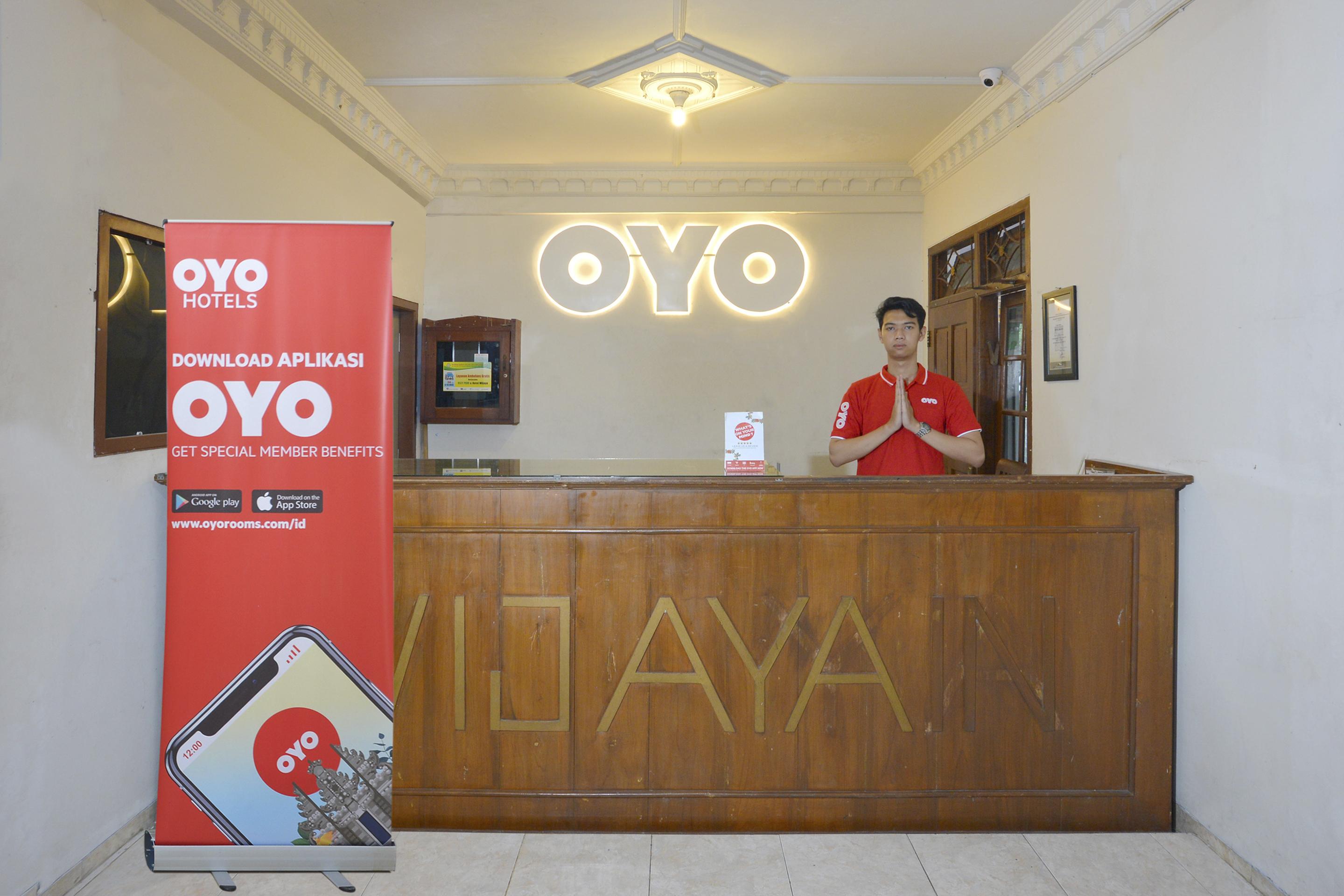 Oyo 586 Hotel Wijaya Kalasan Esterno foto